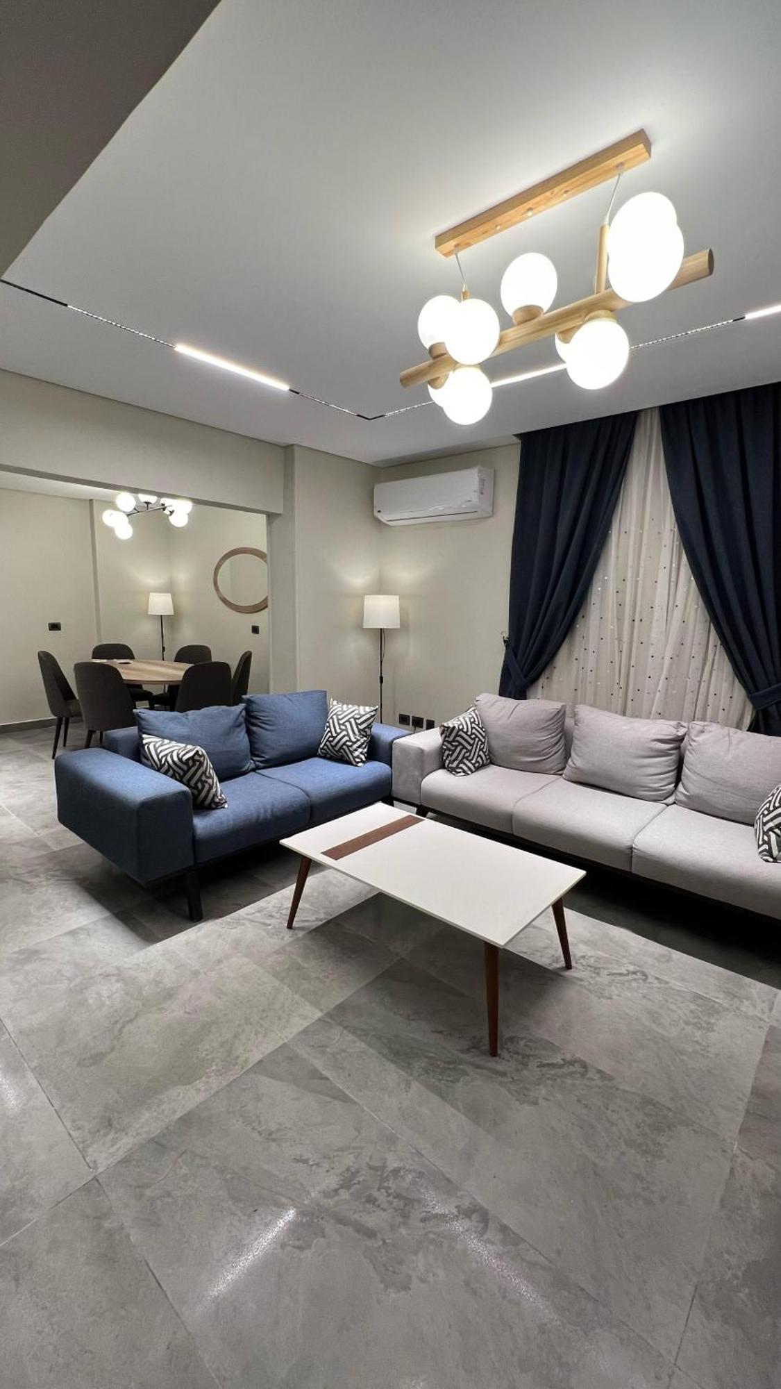 Luxury Apartment El Mohandessen Cairo Exterior photo